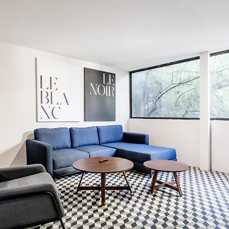 2Br Roma Norte - Parking Sleeps 6 - Internet Apartment